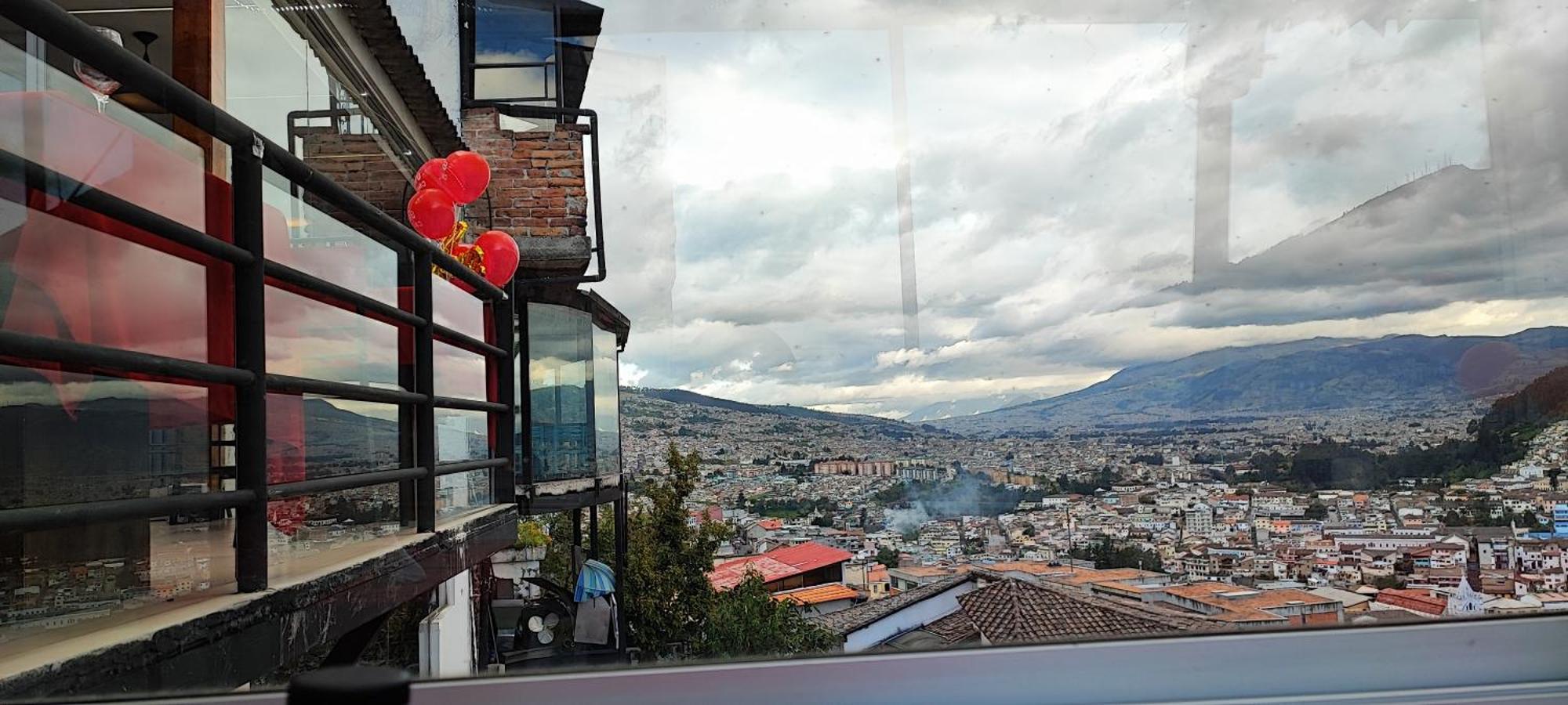 Luna Quitena Hotel Quito Luaran gambar