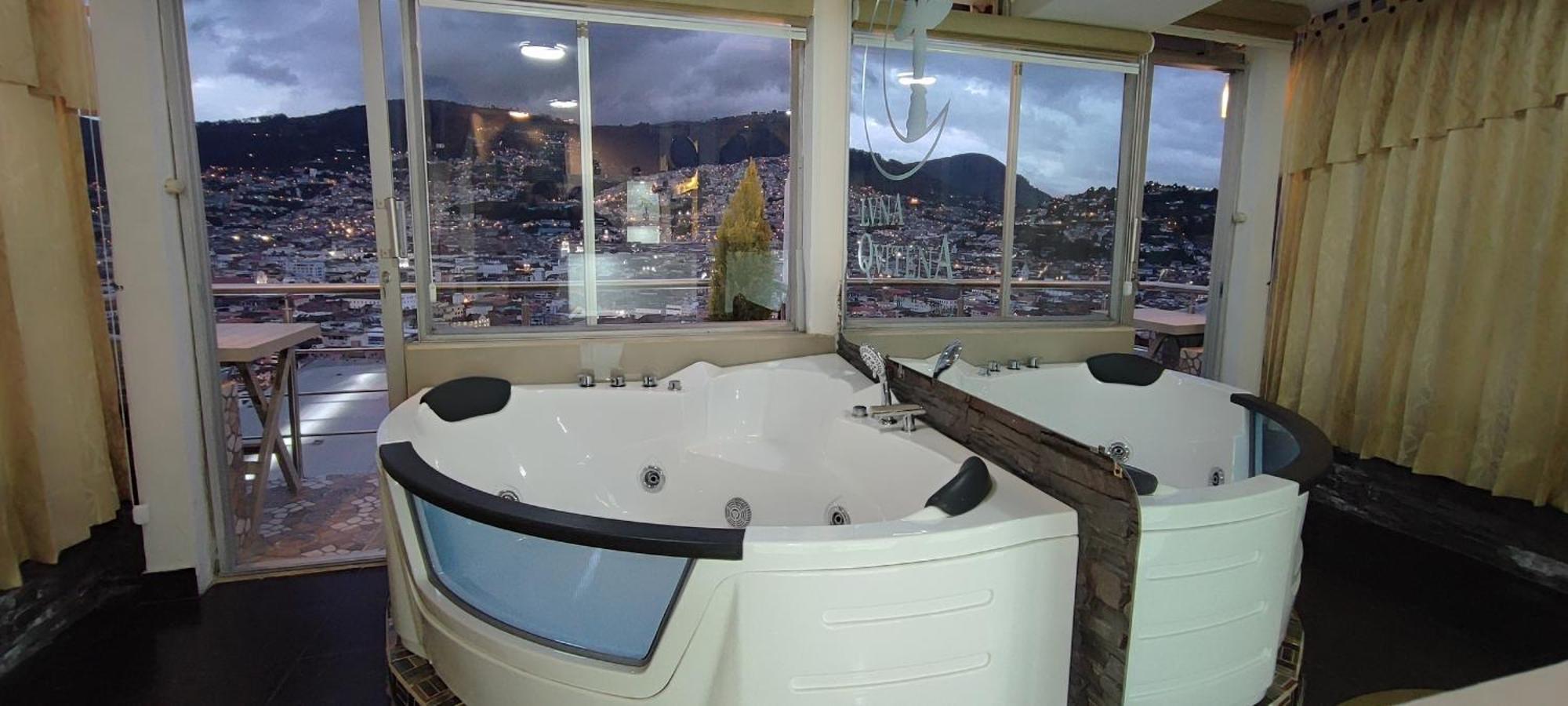 Luna Quitena Hotel Quito Luaran gambar